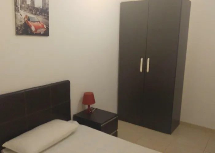 Lafonda1-2-b * Борха